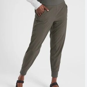 Athleta Soho Jogger, Black Olive, sz 4P